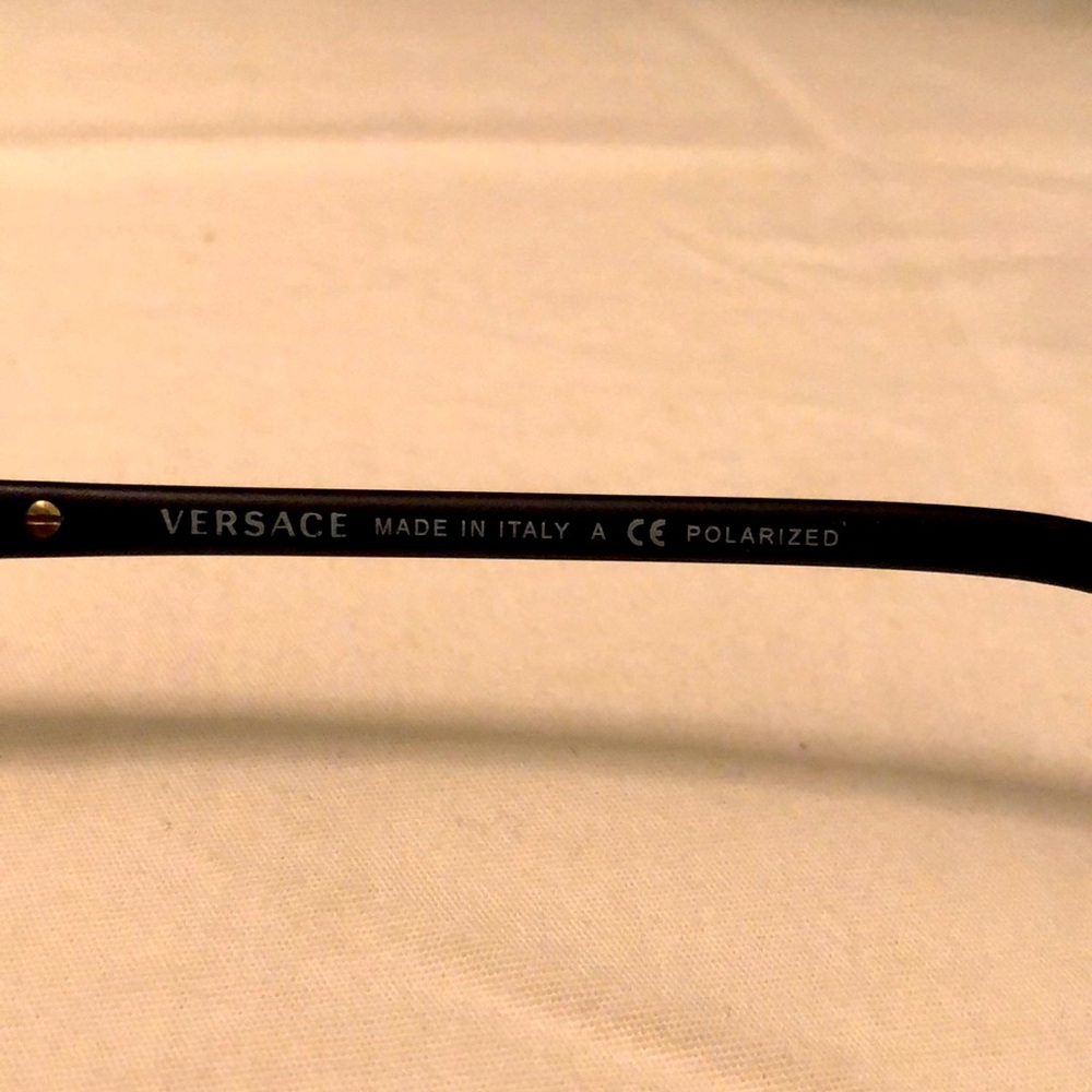 Sunglasses - Picture 3 of 6